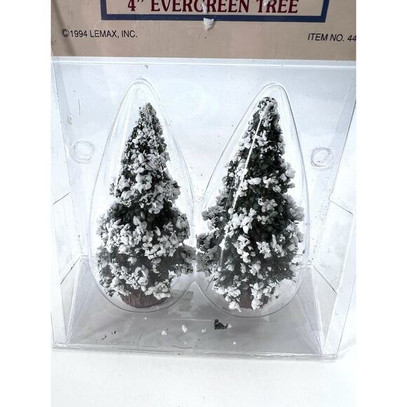 Vintage Set of 2 4 Inch Evergreen Trees Dollhouse Miniatures 1:12 - Picture 2 of 3